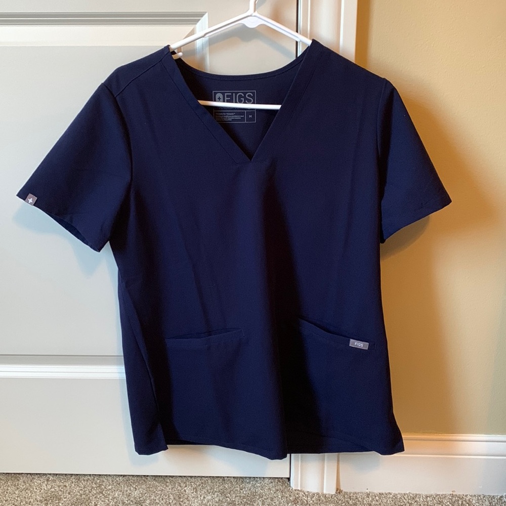 Figs Casma scrub top, navy blue, women’s medium